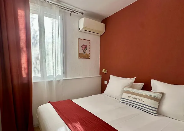 Hotel Le Clos Du Dramont Saint-Raphaël