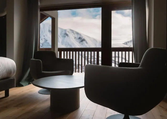Les Cèdres - Hôtel - Restaurants - Spa
