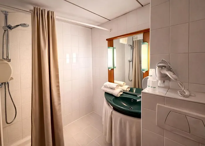 Brit Hotel Calais