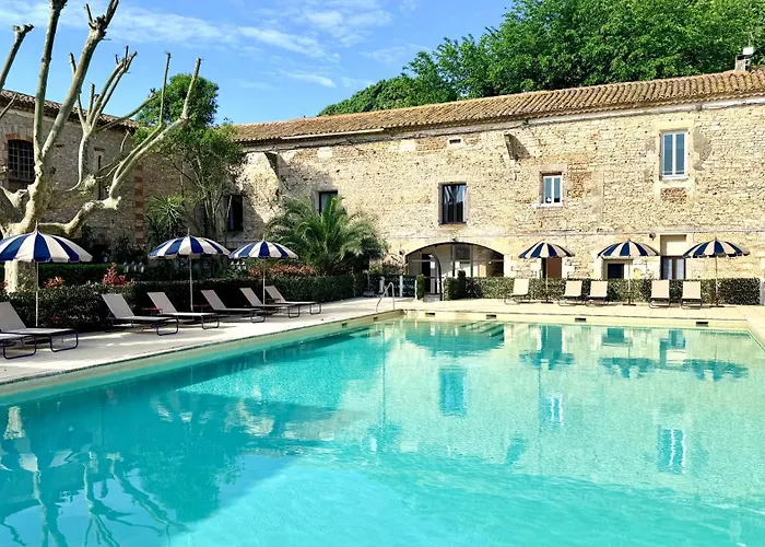 Hotel Le Galambre Nimes