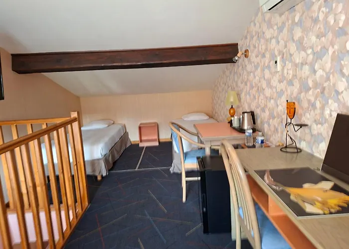 Logis Hotel Restaurant Mas de la Prairie