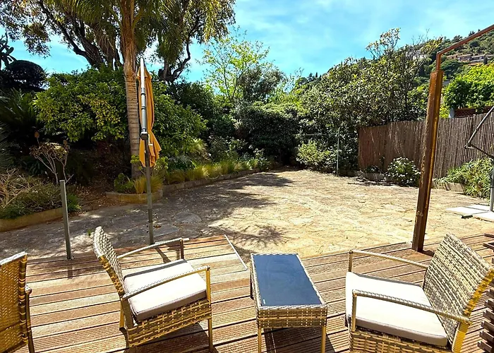 Hotel De La Fossette Le Lavandou