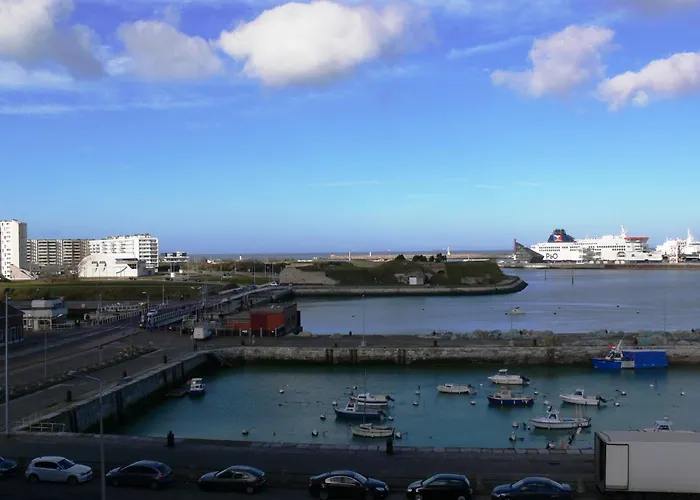 Holiday Inn Calais - Centre Car Ferry By Ihg
