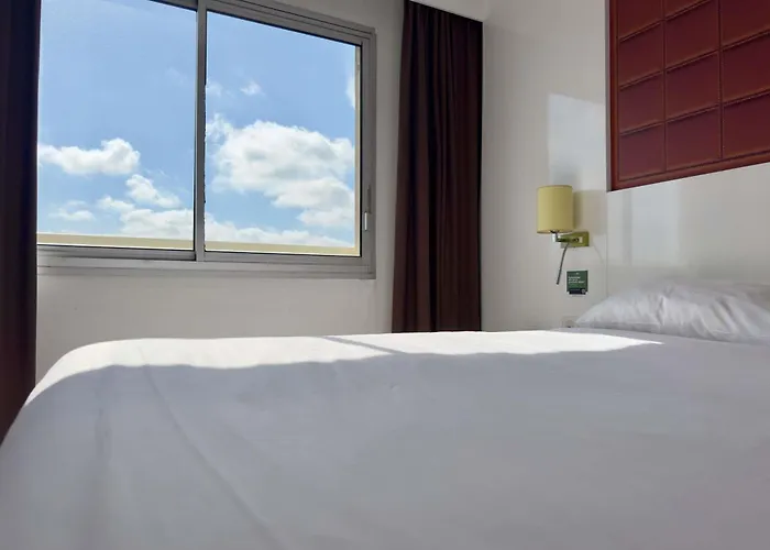ibis Styles Bordeaux Saint Médard