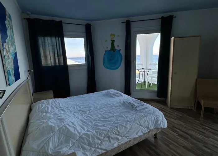 Hotel Ariana