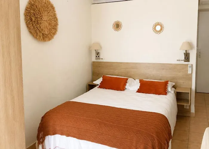 Hotel Alata