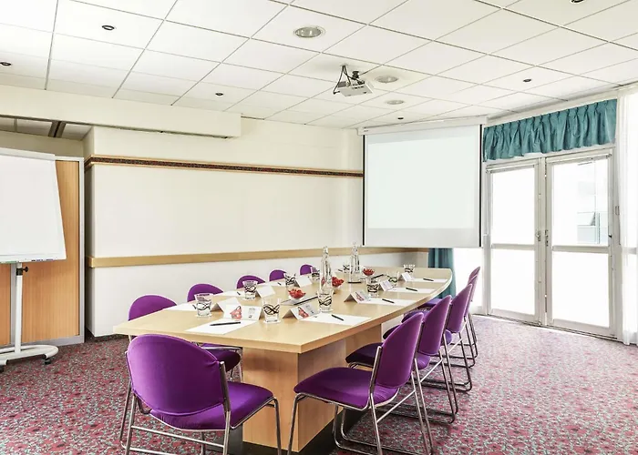 Ibis Chartres Ouest Luce Hotel