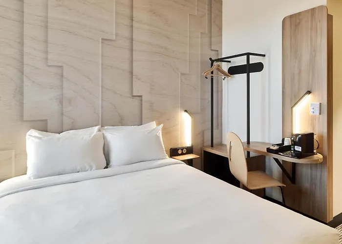 B&B HOTEL Versailles Rocquencourt