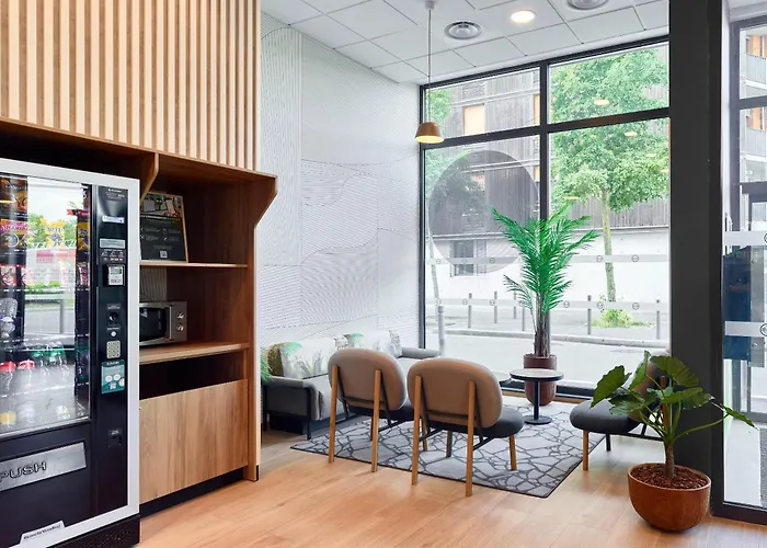 B&B HOTEL Paris Clichy-sous-Bois 3 étoiles