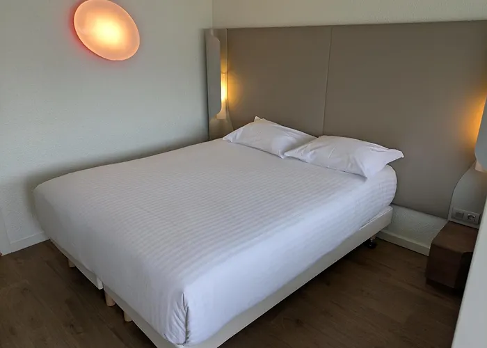 Hôtel Campanile Orléans Nord - Saran