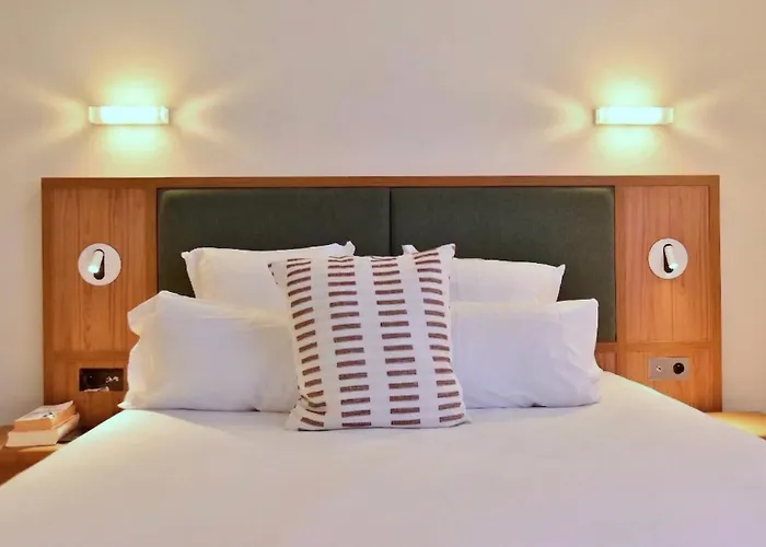 Hotel La Perouse Nantes