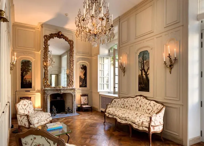 College des Doctrinaires, Hôtel, Résidence et SPA