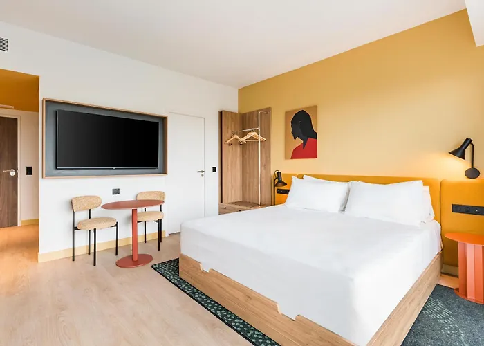 Hampton By Hilton Bordeaux Merignac Airport