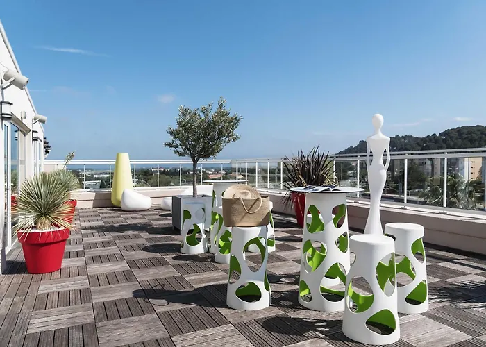 Ibis Styles Hyeres Rooftop & Spa