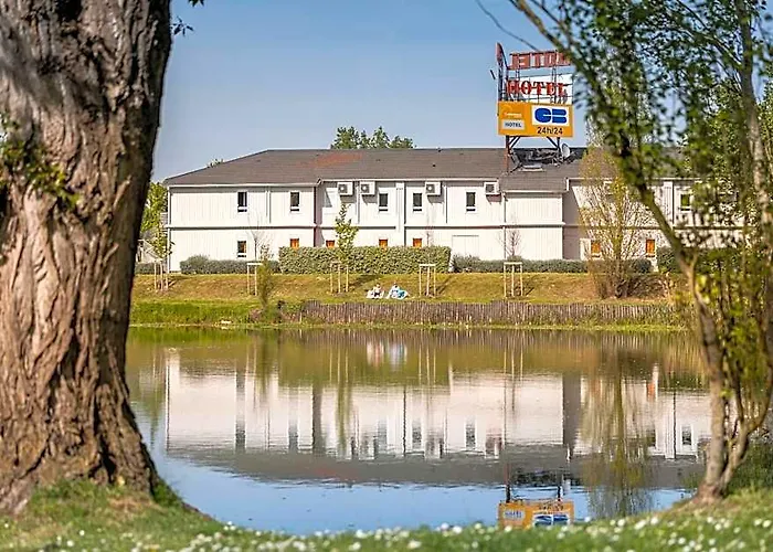 The Originals Access, Hotel Bordeaux Lac