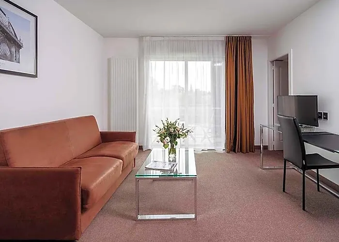 Golden Tulip Nantes Carquefou Suites