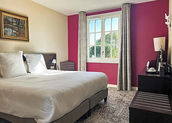 Logis Hotel & Bien Etre Chateau De La Barge