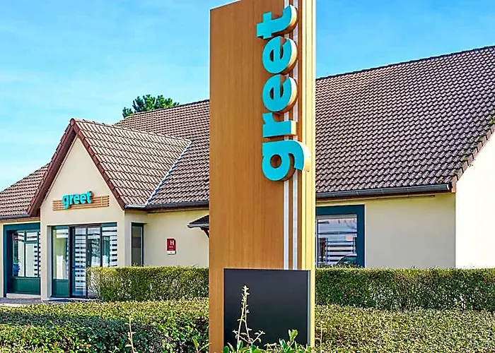 Greet Hotel Versailles - Voisins Le Bretonneux