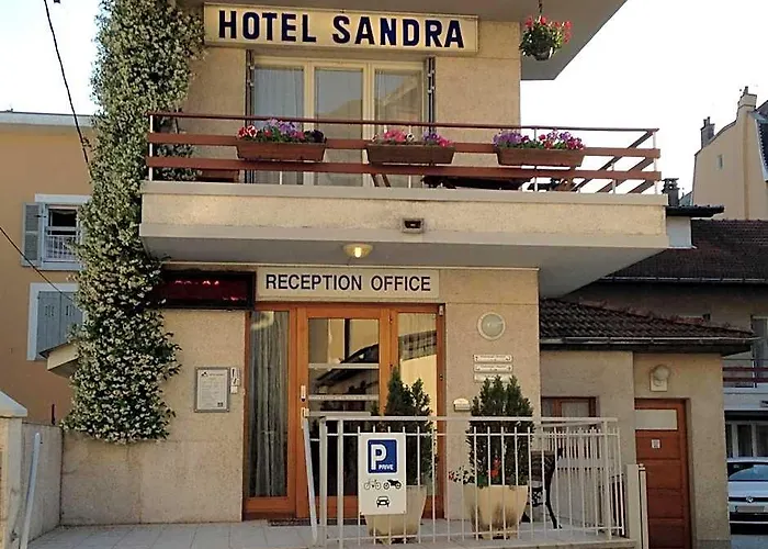 Hotel Sandra