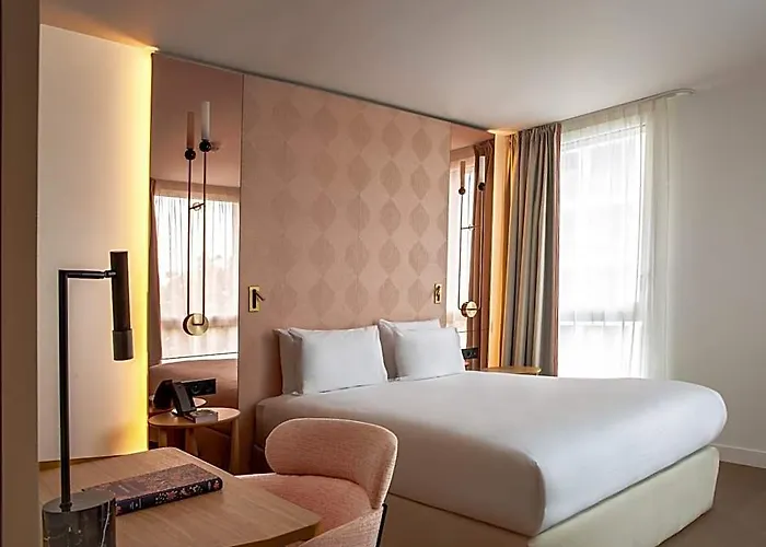 Hotel Kyriad Prestige Paris Asnieres