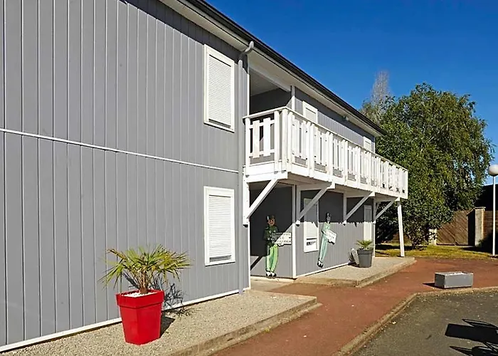 Fasthotel La Roche-Sur-Yon Un Fh Confort