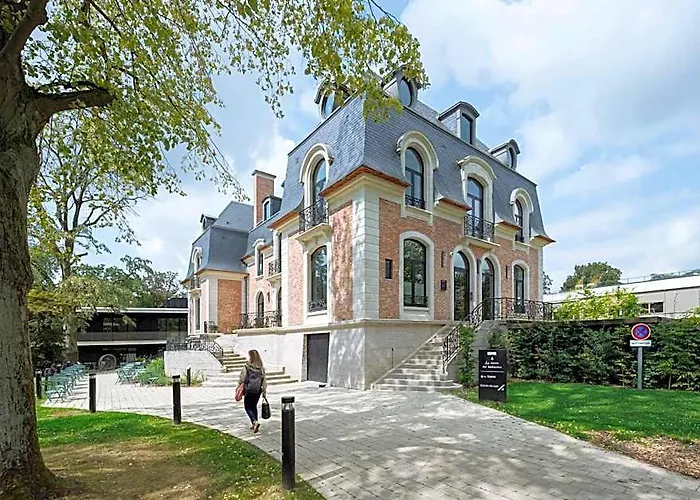 Bienheureux Hotel & Restaurant