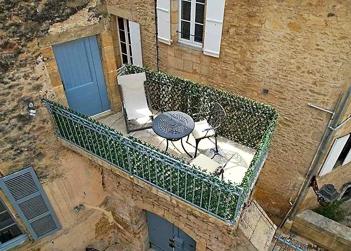 Le Petit Manoir