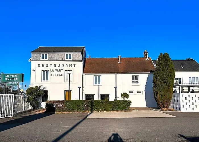 Logis Hotel & Restaurant Le Vert Bocage