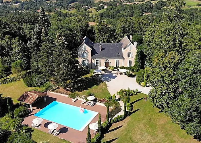 Domaine Le Castelet Bed & Breakfast Castres 