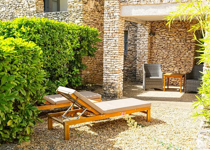 Mas des Herbes Blanches Hôtel&Spa – Relais&Châteaux