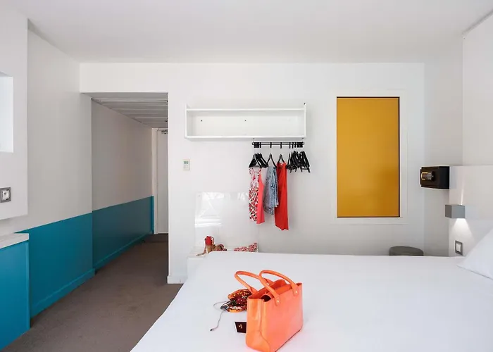 Ibis Styles Menton Centre