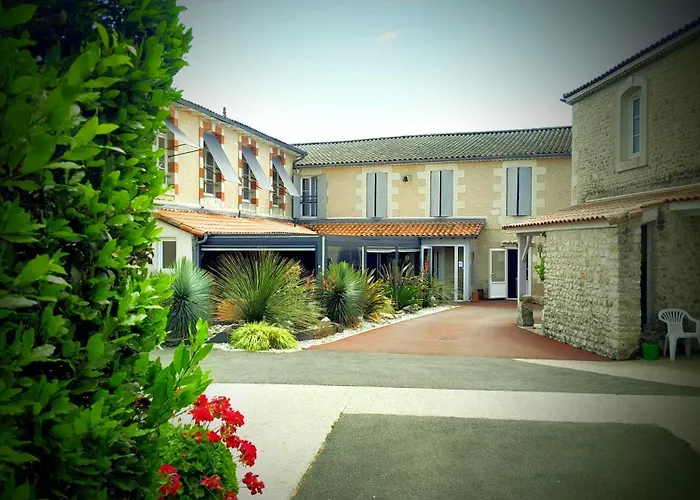 Hôtel Restaurant Le Commerce