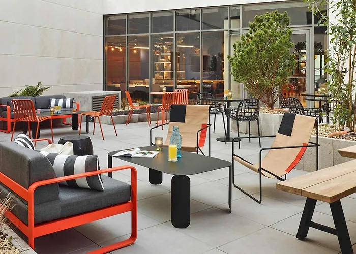 Tribe Paris Saint Ouen Hotel