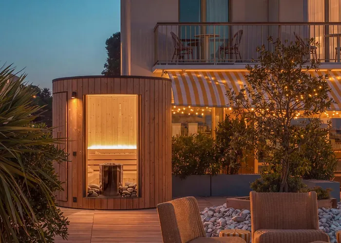 Hotel Les Brises - Reouverture Ete 2026