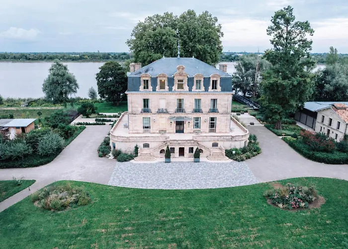 Château Grattequina Hôtel