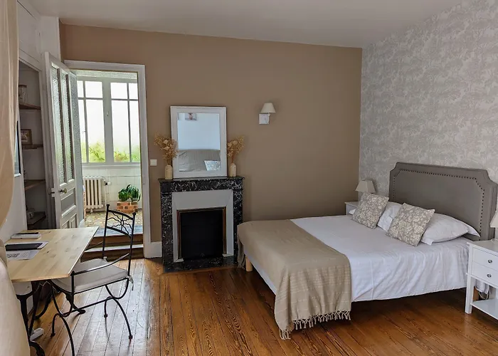 Logis Hotel La Tourelle du Beffroi
