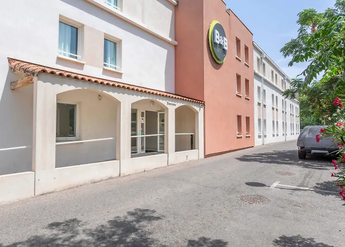 B&B HOTEL Marseille Aéroport Saint-Victoret