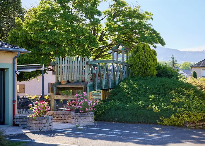 Hôtel-Restaurant Le Calice Du Gevaudan - A75