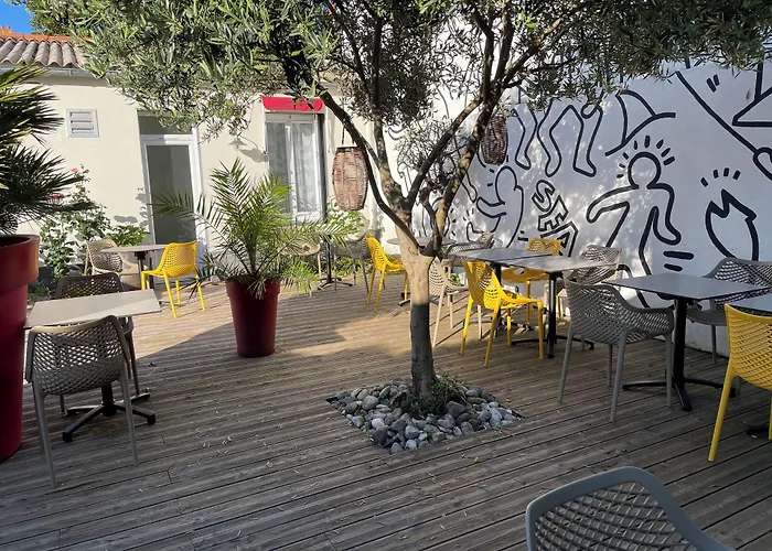 Cit'Hotel Logis Le Chêne Vert