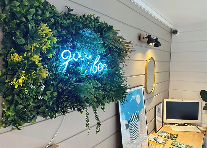 Ostal Hotel Pau Universite