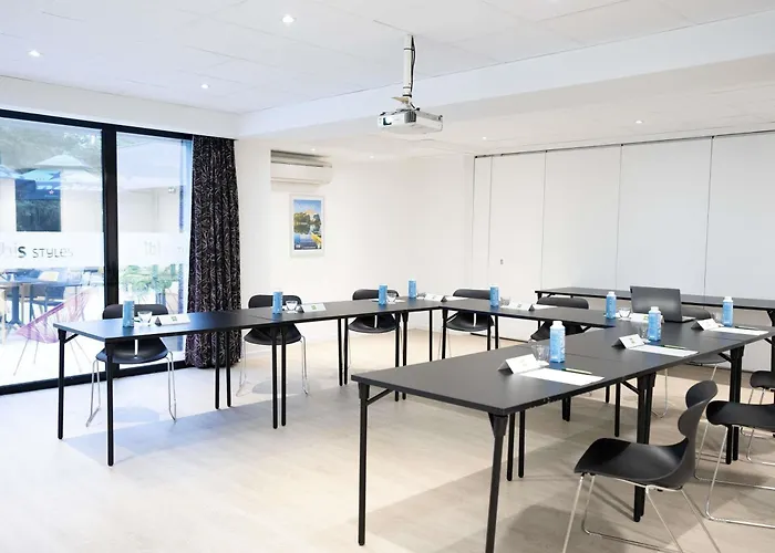Ibis Styles Cognac