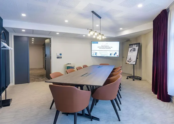 Mercure Paris Massy Gare Tgv