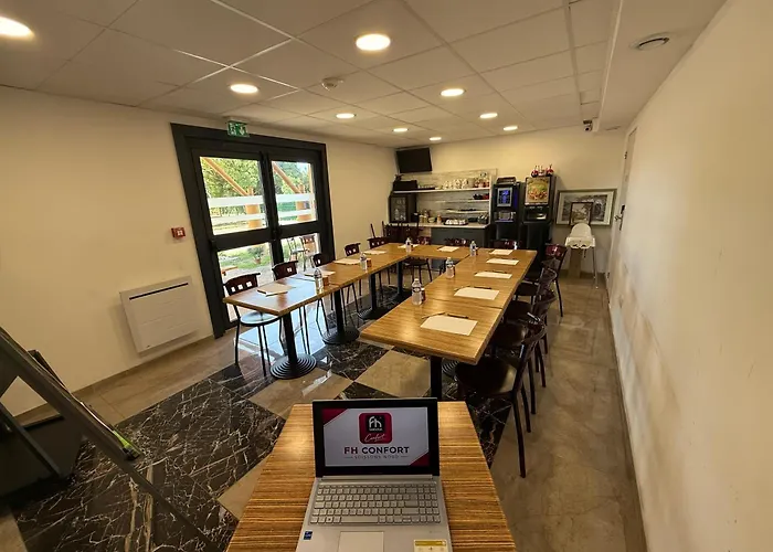 Fasthotel - Soissons Nord