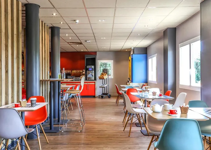 Ibis Orange Sud Hotel