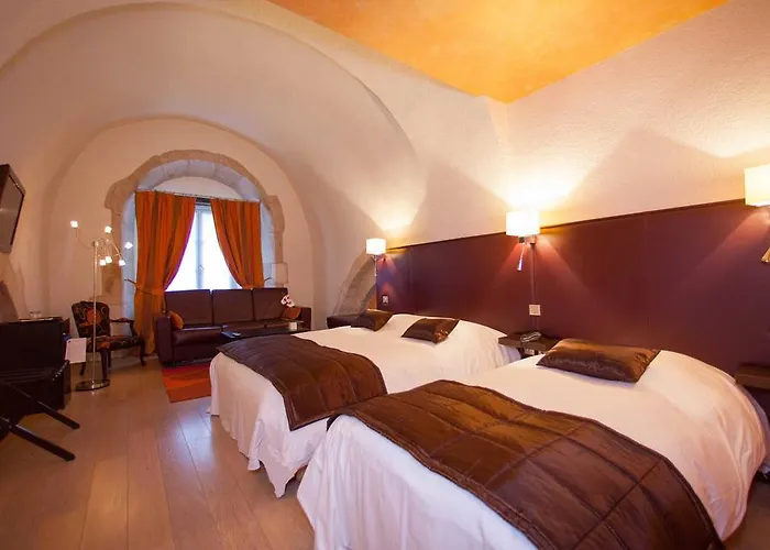 Logis Hôtel Le Cheval Blanc