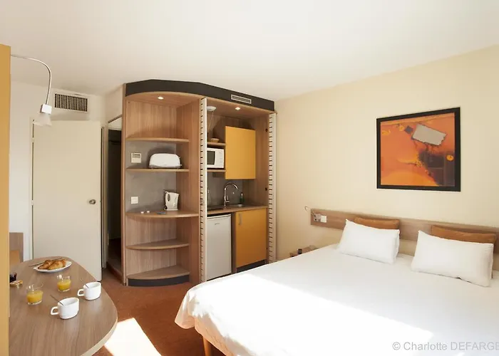 Canal Suites By Popinns