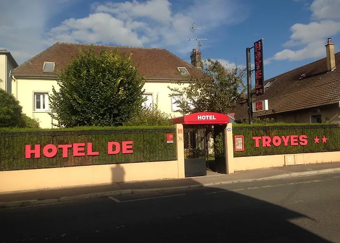 Hôtel De Troyes