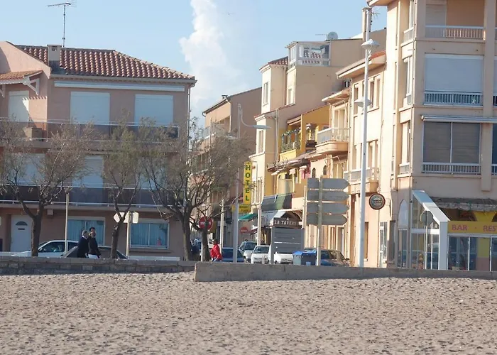 Hotel De La Plage