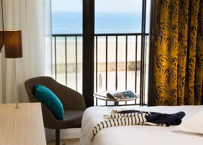 Escale Oceania Saint Malo Hotel