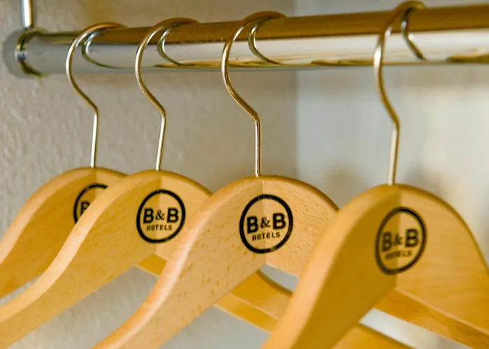 B&B Hôtel Alencon Nord